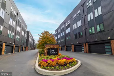 4586 Riverside Way, Philadelphia, PA 19127 - Photo 2