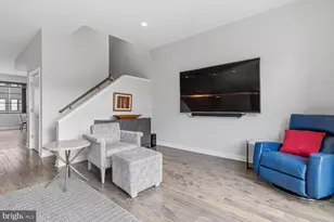 4586 Riverside Way, Philadelphia, PA 19127 - Photo 8