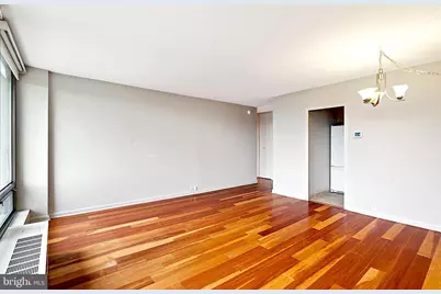 220 Locust Street #3H, Philadelphia, PA 19106 - Photo 8