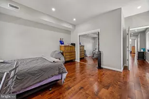 217 Grape St, Philadelphia, PA 19128 - Photo 10