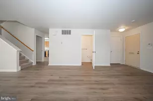 1331 S Lawrence St, Philadelphia, PA 19147 - Photo 4