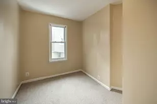 2500 E Oakdale St, Philadelphia, PA 19125 - Photo 16