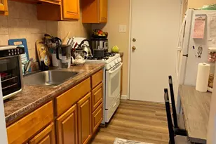 2201 Strahle St, Philadelphia, PA 19152 - Photo 6