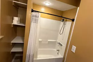 2528 S 13th St, Philadelphia, PA 19148 - Photo 6