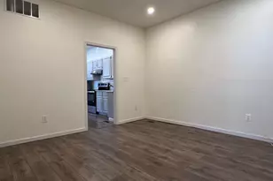 1600 S LeCount St, Philadelphia, PA 19145 - Photo 6