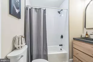 2070 Bridge St, Philadelphia, PA 19124 - Photo 16