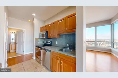 901 N Penn Street #R2404, Philadelphia, PA 19123 - Photo 14