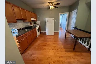 308 S 52nd Street #3R, Philadelphia, PA 19143 - Photo 2