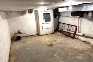 1945 Pierce St, Philadelphia, PA 19145 - Photo 20