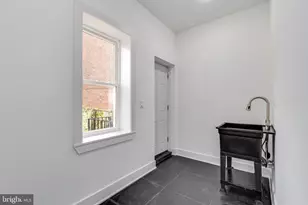 713 S 55th St, Philadelphia, PA 19143 - Photo 14