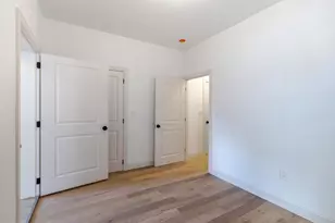 413 S 51st St, Philadelphia, PA 19143 - Photo 30