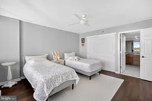 2001 Hamilton, Philadelphia, PA 19130 - Photo 20