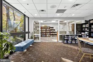 2001 Hamilton, Philadelphia, PA 19130 - Photo 32