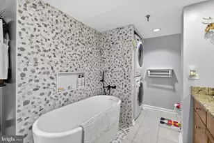 2001 Hamilton, Philadelphia, PA 19130 - Photo 24