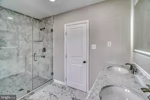 5011 Woodbine Ave, Philadelphia, PA 19131 - Photo 38