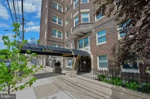 4247 Locust St, Philadelphia, PA 19104 - Photo 10