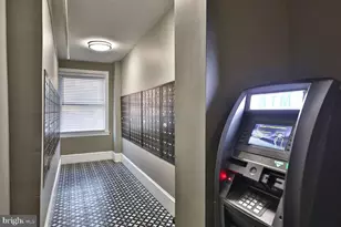 4247 Locust St, Philadelphia, PA 19104 - Photo 36