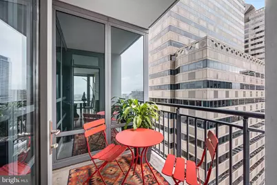 2101 Market Street #3306, Philadelphia, PA 19103 - Photo 8