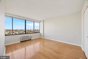 2001 Hamilton St, Philadelphia, PA 19130 - Photo 6