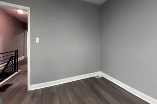 1525 S Patton St, Philadelphia, PA 19146 - Photo 2