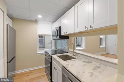 1716 Wallace Street #202, Philadelphia, PA 19130 - Photo 4