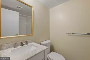 1716 Wallace St, Philadelphia, PA 19130 - Photo 10