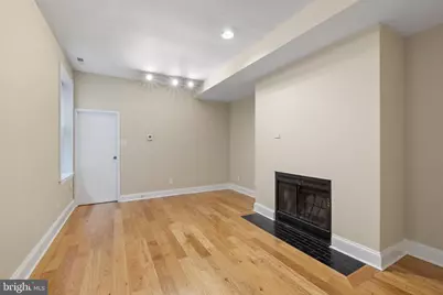 1716 Wallace Street #202, Philadelphia, PA 19130 - Photo 6