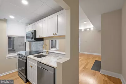 1716 Wallace Street #202, Philadelphia, PA 19130 - Photo 1