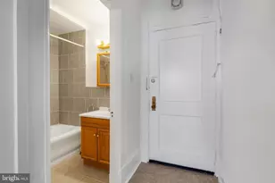 1324 Locust St, Philadelphia, PA 19107 - Photo 10