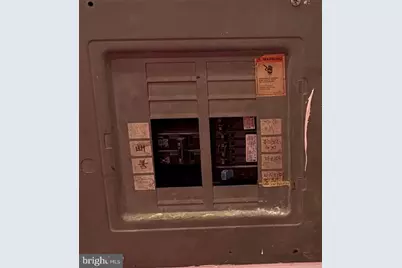 1607 E Wadsworth Avenue, Philadelphia, PA 19150 - Photo 6