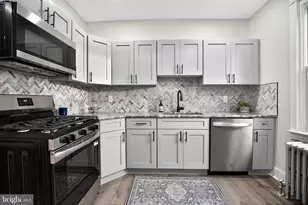 1810 Stanwood St, Philadelphia, PA 19152 - Photo 16