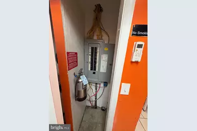 1605 E Wadsworth Avenue, Philadelphia, PA 19150 - Photo 16