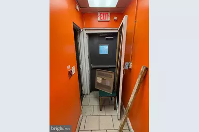 1605 E Wadsworth Avenue, Philadelphia, PA 19150 - Photo 10