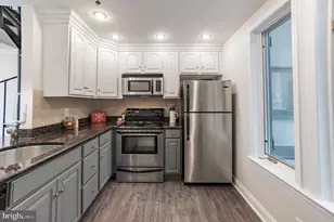 627 N 18th St, Philadelphia, PA 19130 - Photo 12