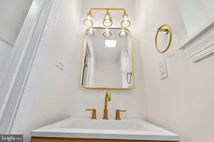 4043 N 8th St, Philadelphia, PA 19140 - Photo 12