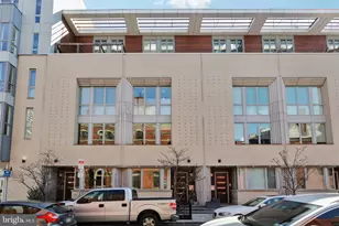 207 S 22nd St, Philadelphia, PA 19103 - Photo 2