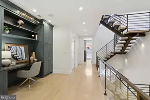 207 S 22nd St, Philadelphia, PA 19103 - Photo 22