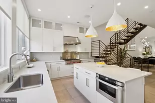 207 S 22nd St, Philadelphia, PA 19103 - Photo 8