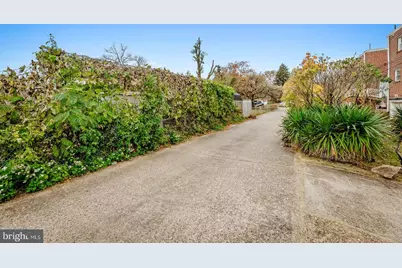 2818 Sandyford Avenue, Philadelphia, PA 19152 - Photo 28