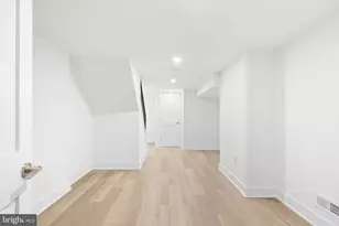 1002 S 25th St, Philadelphia, PA 19146 - Photo 32