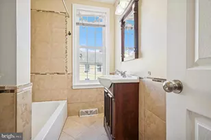 389 Conarroe St, Philadelphia, PA 19128 - Photo 10