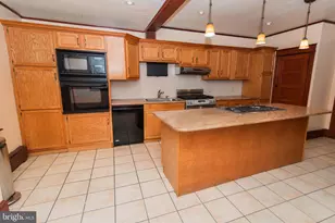 640 Levick St, Philadelphia, PA 19111 - Photo 18