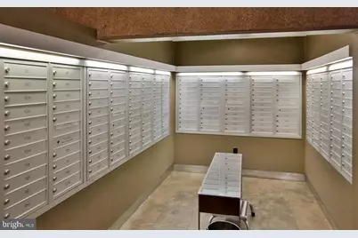 220 Locust Street #9HS, Philadelphia, PA 19106 - Photo 18