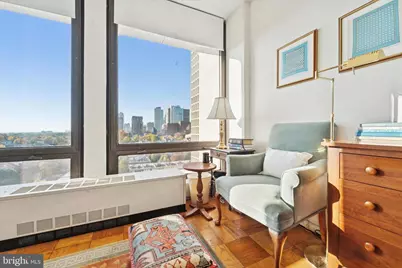 220 Locust Street #9HS, Philadelphia, PA 19106 - Photo 12