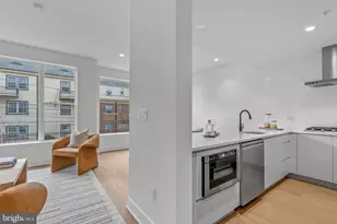 635 N 7th St, Philadelphia, PA 19123 - Photo 10