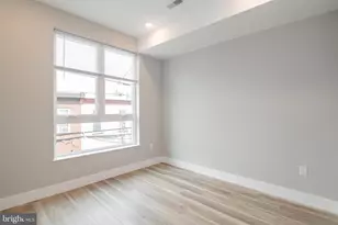 2009 N Darien St, Philadelphia, PA 19122 - Photo 8