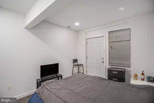 1831 Point Breeze Ave, Philadelphia, PA 19145 - Photo 8