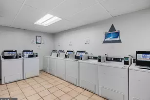 1324 Locust St, Philadelphia, PA 19107 - Photo 26