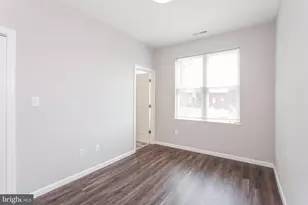 1917 N 7th St, Philadelphia, PA 19122 - Photo 12