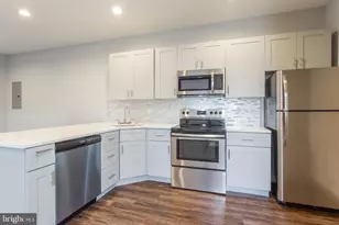 1917 N 7th St, Philadelphia, PA 19122 - Photo 4